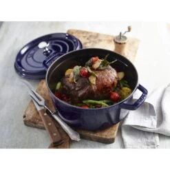 Staub Cocotte 24 Cm, Rund, Dunkelblau, Gusseisen 13 Staub Cocotte 24 Cm, Rund, Dunkelblau, Gusseisen -Staub 000017045