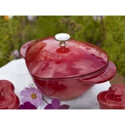 Staub Cocotte 20 Cm, Herz, Kirsch-Rot, Gusseisen 13 Staub Cocotte 20 Cm, Herz, Kirsch-Rot, Gusseisen -Staub 000017301
