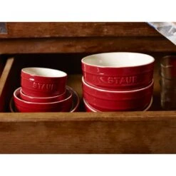 Staub Schüssel 14 Cm, Keramik, Kirsch-Rot 11 Staub Schüssel 14 Cm, Keramik, Kirsch-Rot -Staub 000017329