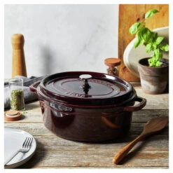 Staub Cocotte 31 Cm, Oval, Grenadine-Rot, Gusseisen -Staub 750058436